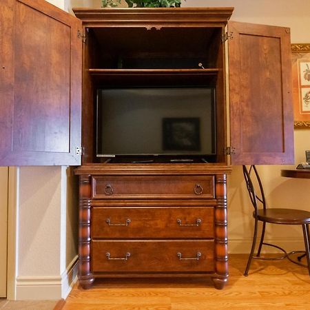 1Bd King Condo With 2 Person Jacuzzi Tub - Near The Strip - Free Tickets Included - T1-9 Branson Kültér fotó