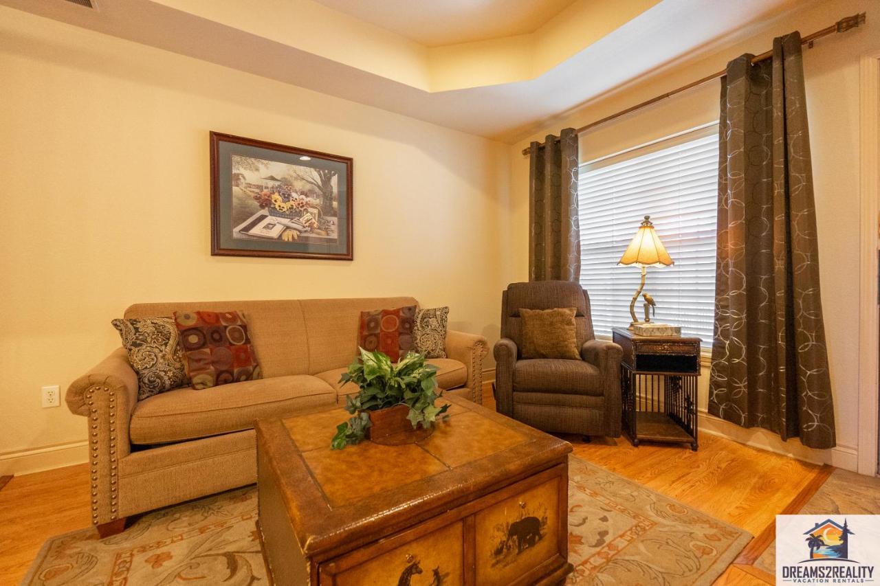 1Bd King Condo With 2 Person Jacuzzi Tub - Near The Strip - Free Tickets Included - T1-9 Branson Kültér fotó